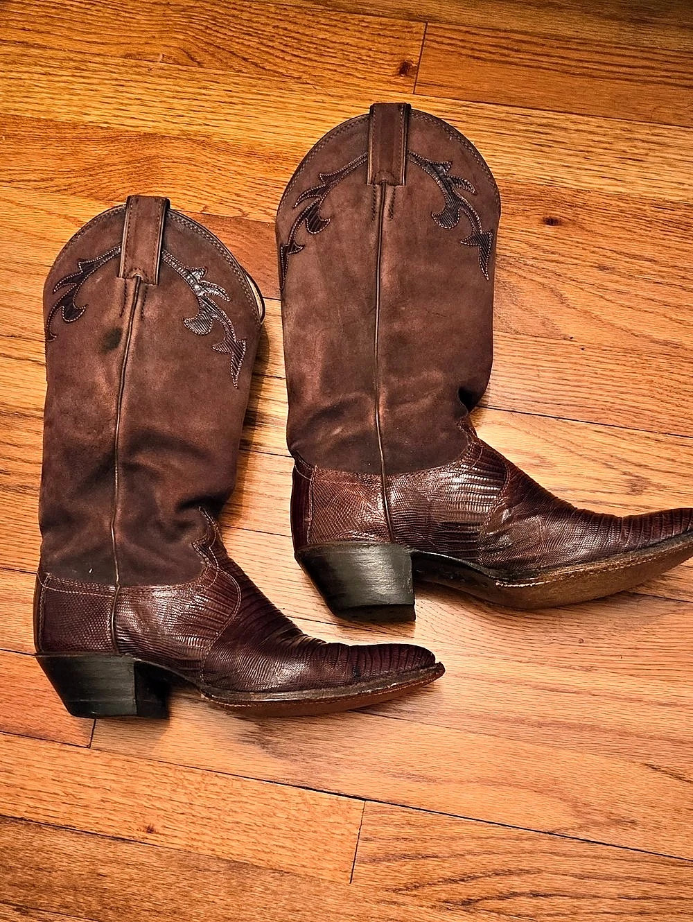 Brown Pointed-Toe Heeled Boots